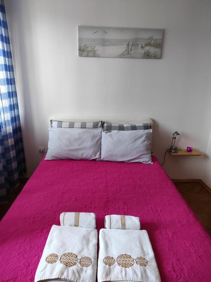 Stan U Centru Apartment Podgorica Ngoại thất bức ảnh