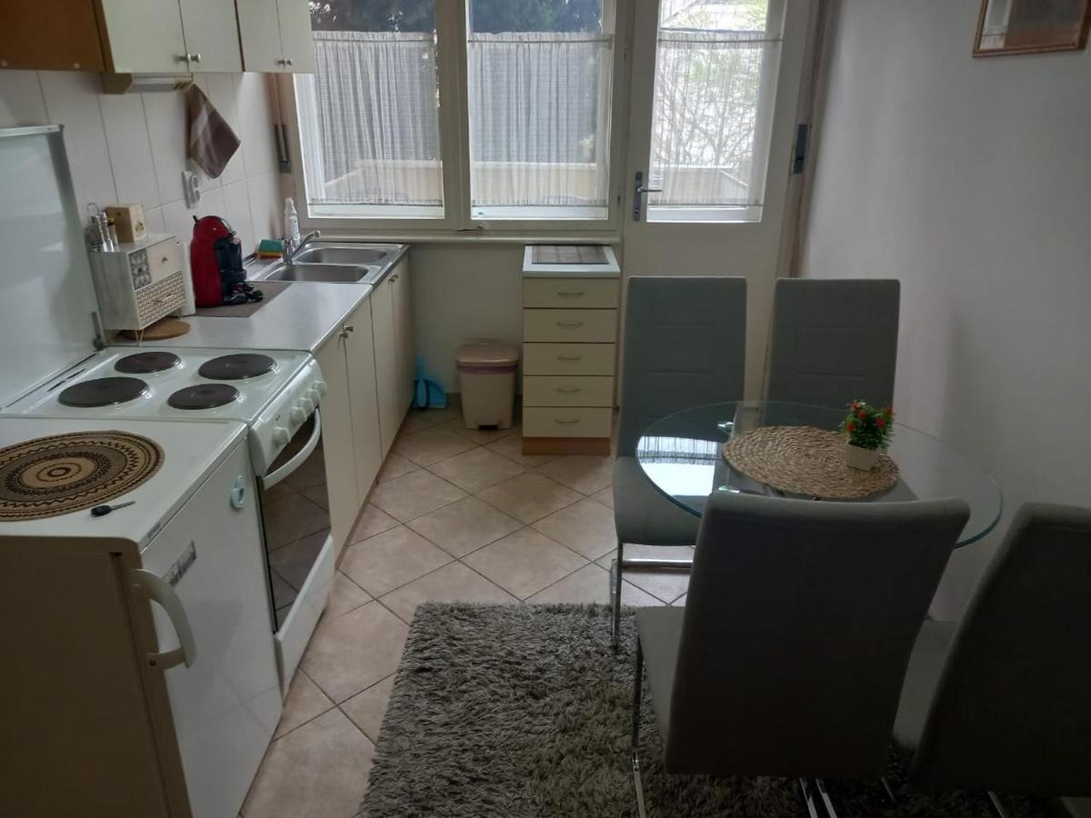 Stan U Centru Apartment Podgorica Ngoại thất bức ảnh